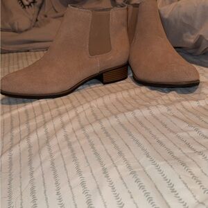 Women's Tan Ankle Boots